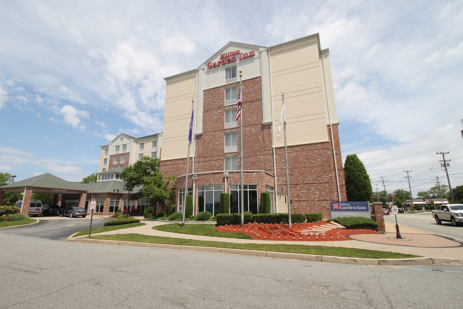 SAME FLAG, NEW OWNER: Joe Piscopio has sold the Hilton Garden Inn to MCR Development LLC for $25 million.